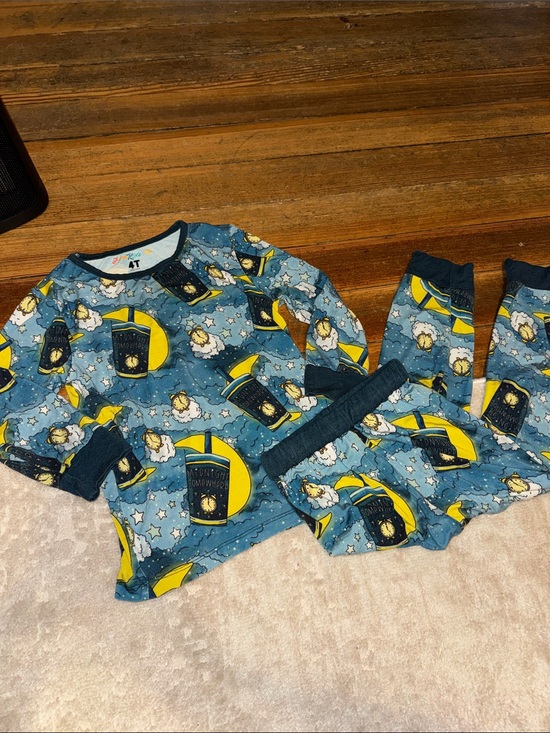 june kate + co Other - Blue Moon & Sheep Kids Pajama Set - Unbranded